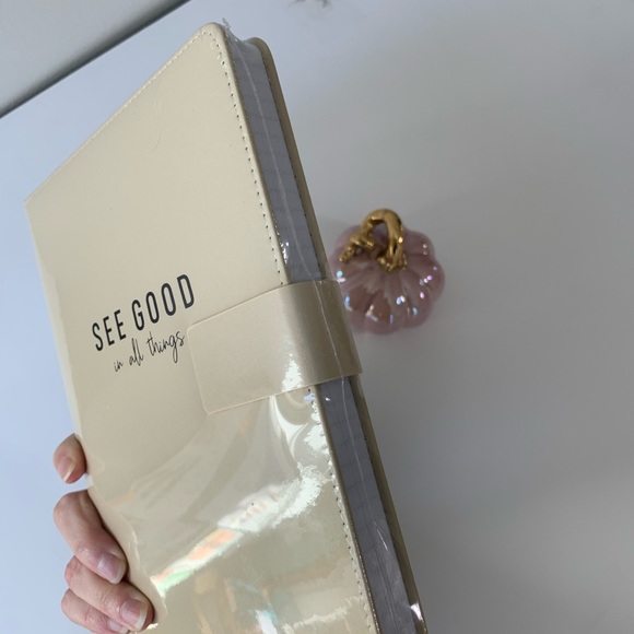 NWT Faux Leather Cream Journal - Picture 7 of 8